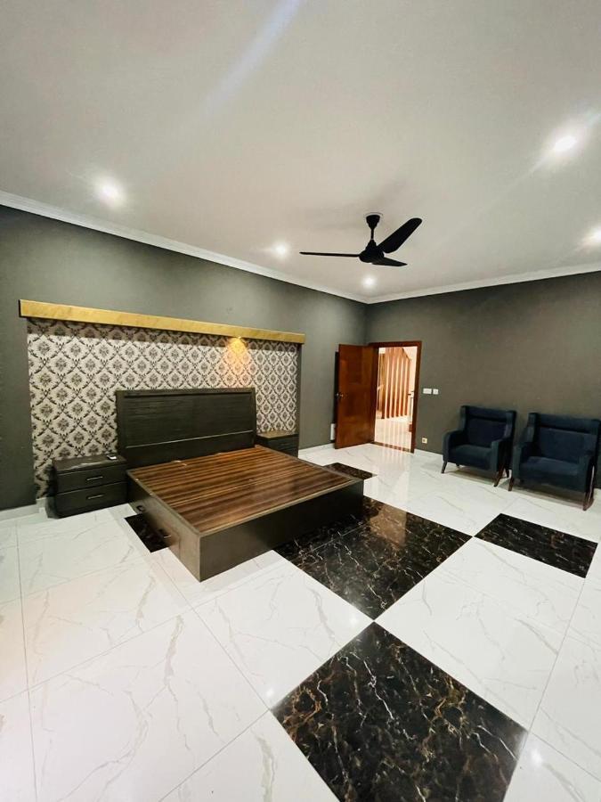 Ivy House Hotel Rawalpindi Ruang foto