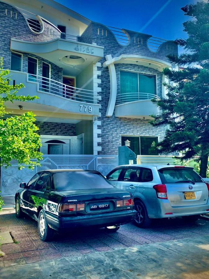 Ivy House Hotel Rawalpindi Bagian luar foto