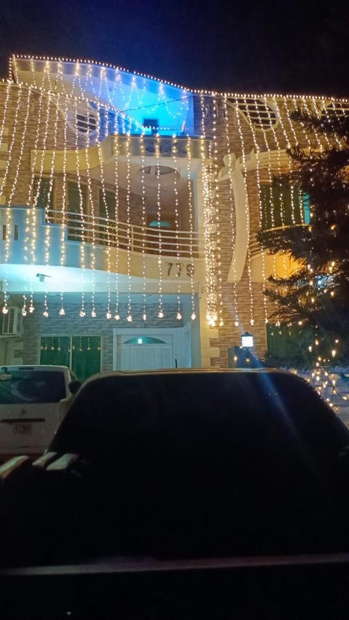 Ivy House Hotel Rawalpindi Bagian luar foto